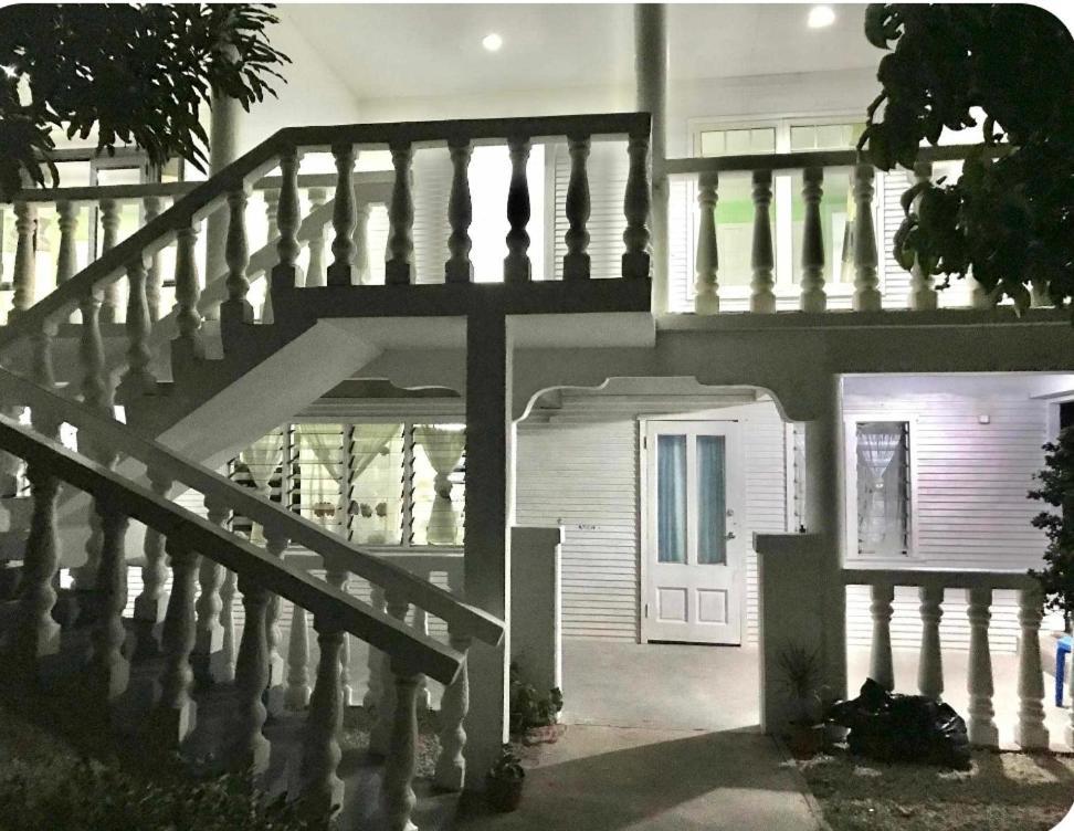 The Lighthouse Studio Appartments نوكو ألوفا المظهر الخارجي الصورة