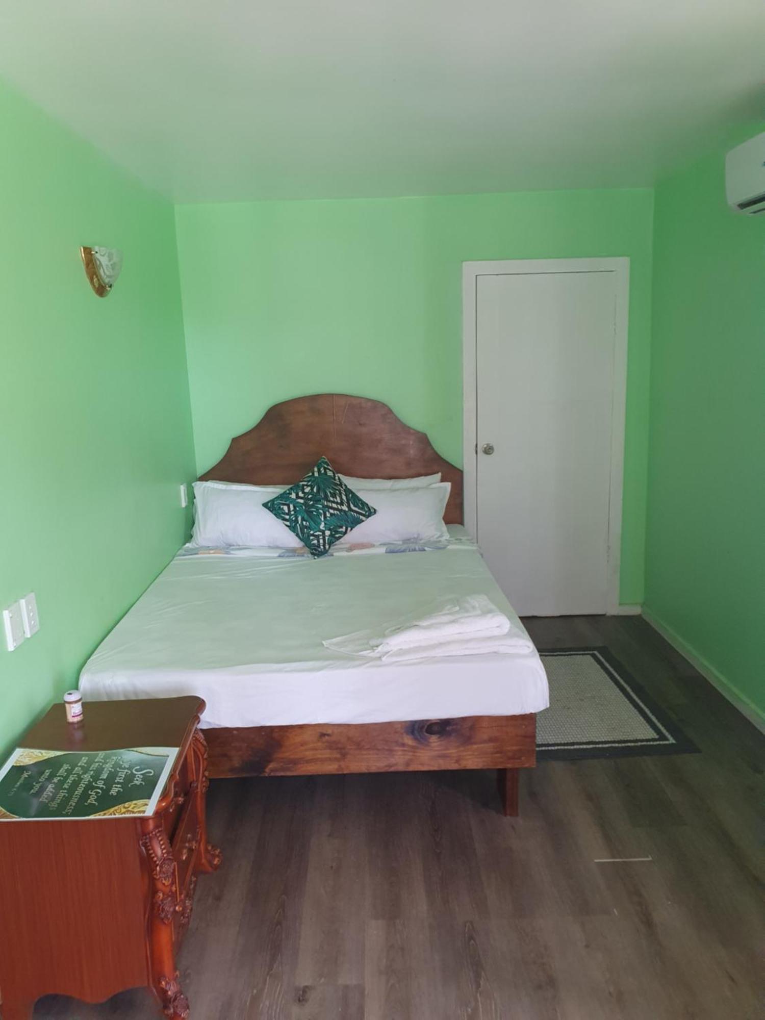 The Lighthouse Studio Appartments نوكو ألوفا المظهر الخارجي الصورة